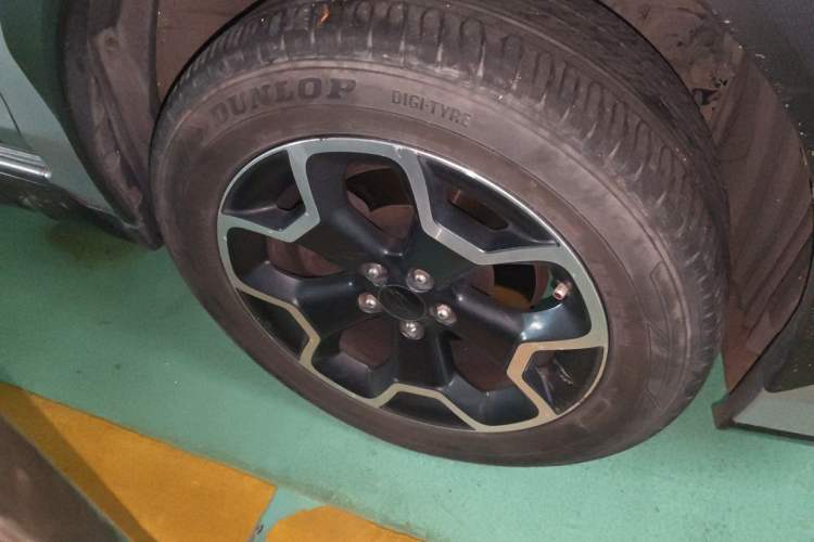 Used Subaru XV 2012 2.0i Elite Edition Right Front Wheel Hub