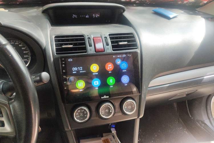 Used Subaru XV 2012 2.0i Comfort Edition Audio And AC Panel