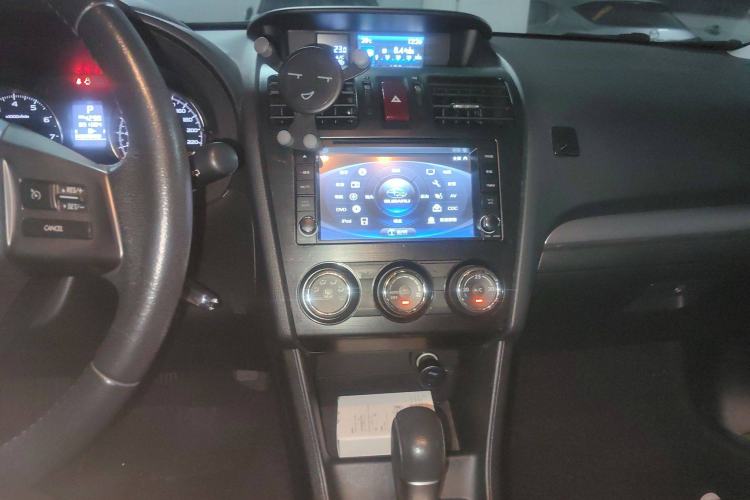 Used Subaru XV 2012 2.0i Comfort Edition Audio And AC Panel