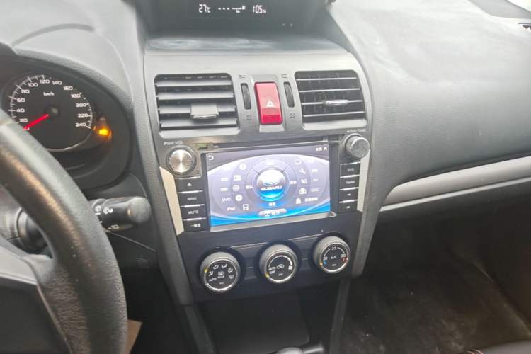 Used Subaru XV 2012 2.0i Comfort Edition Audio And AC Panel