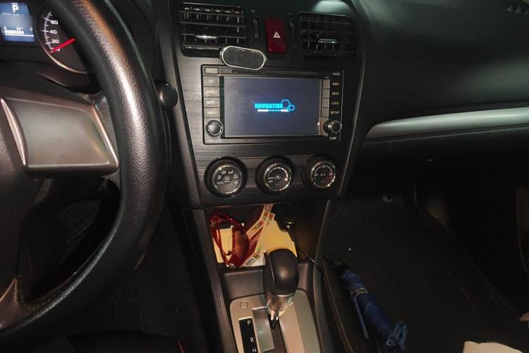 Used Subaru XV 2012 2.0i Comfort Edition Audio And AC Panel