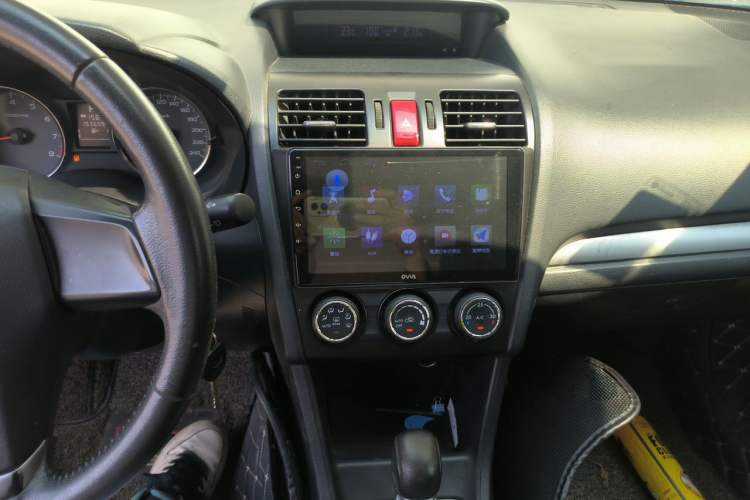 Used Subaru XV 2012 2.0i Comfort Edition Audio And AC Panel