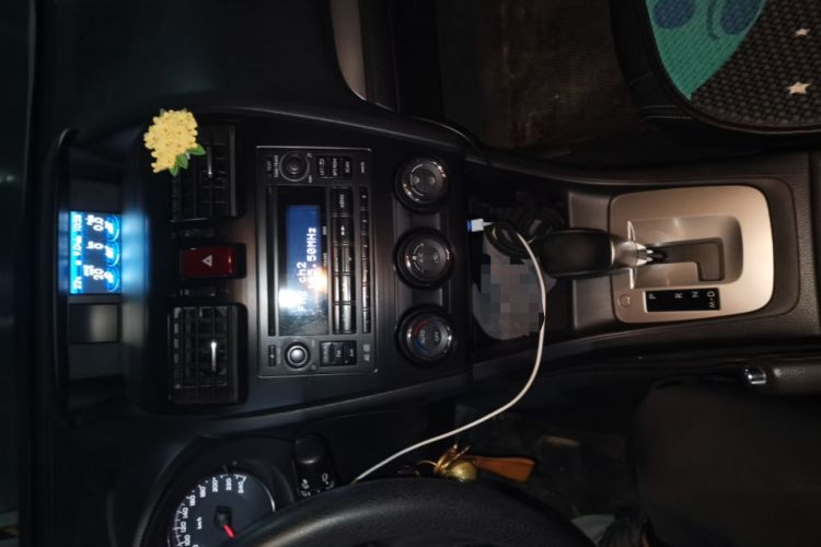 Used Subaru XV 2012 2.0i Luxury Edition Audio And AC Panel