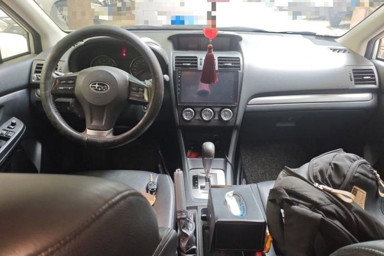 Used Subaru XV 2012 2.0i Luxury Edition Center Console