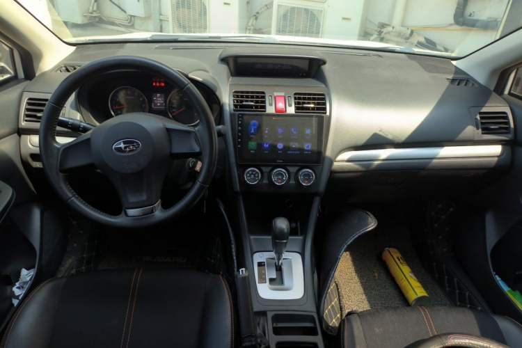 Used Subaru XV 2012 2.0i Comfort Edition Center Console