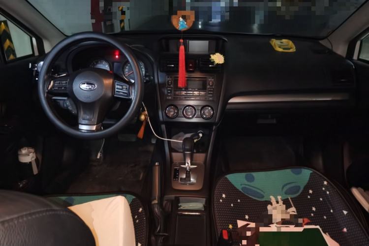 Used Subaru XV 2012 2.0i Luxury Edition Center Console