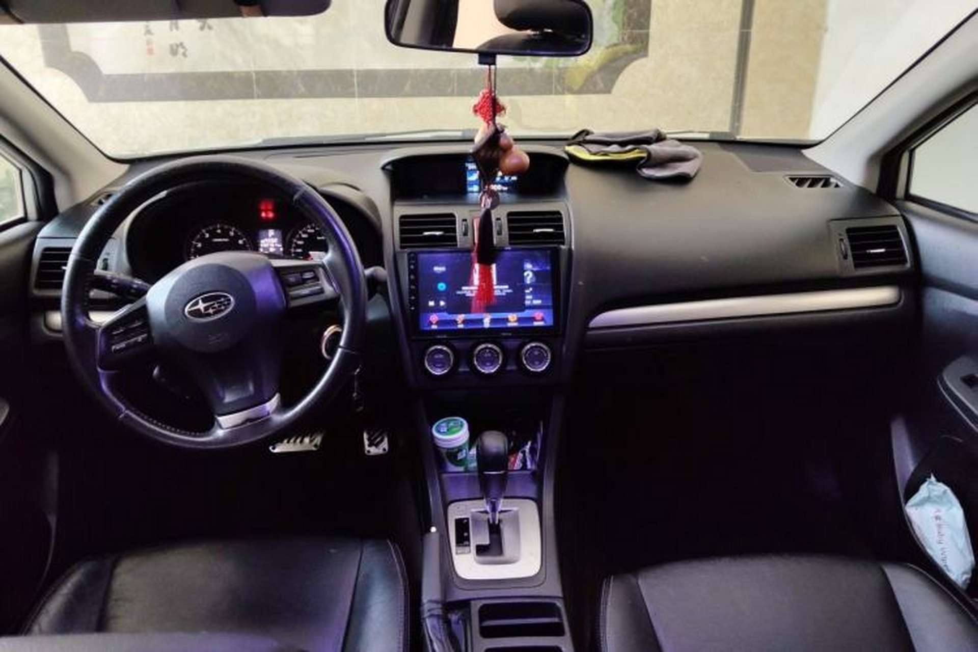 Used Subaru XV 2012 2.0i Elite Edition Center Console