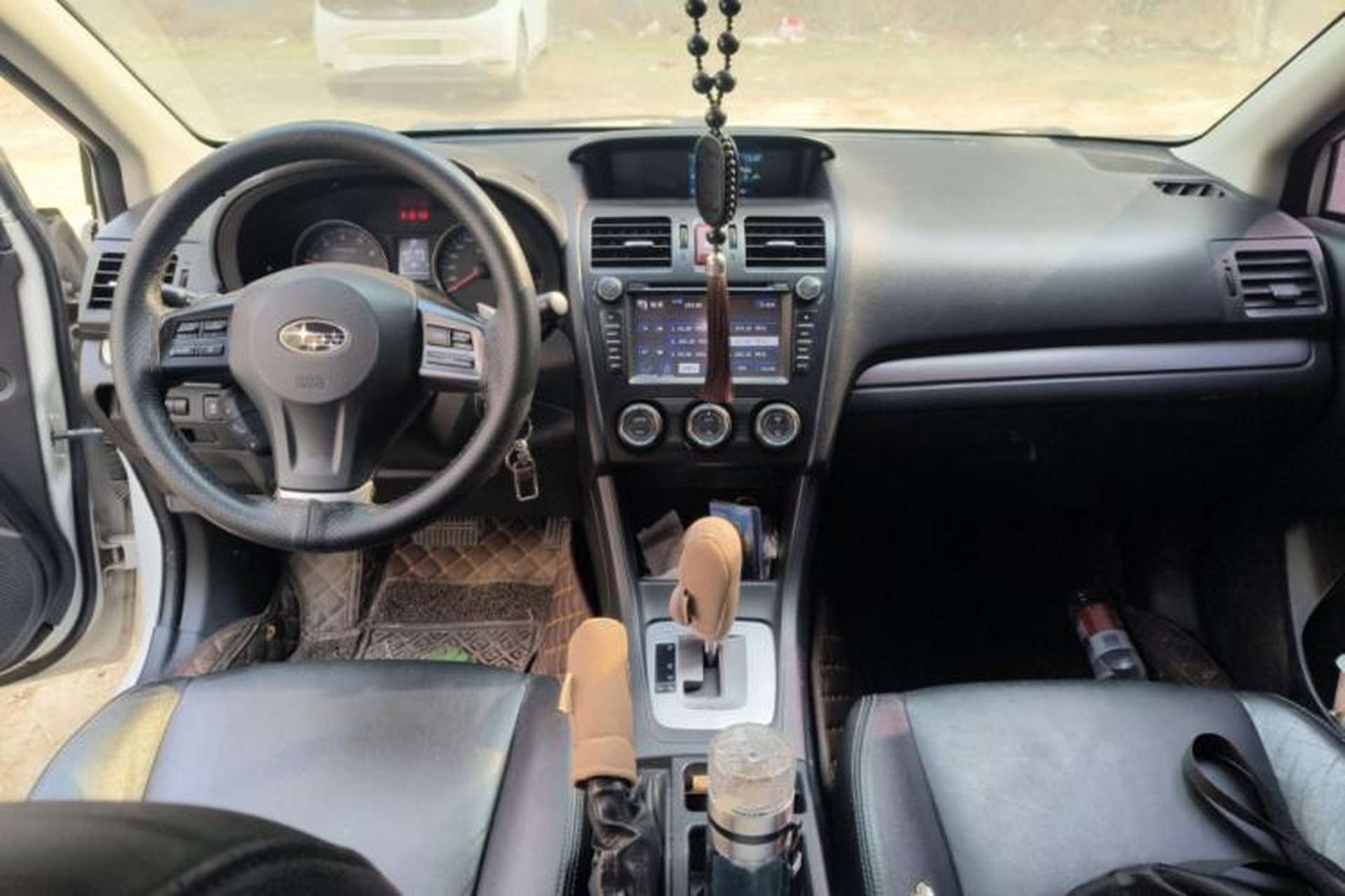 Used Subaru XV 2012 2.0i Luxury Navigation Edition Center Console