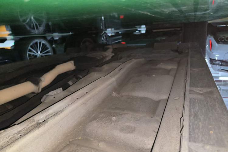 Used Subaru XV 2012 2.0i Elite Navigation Edition Chassis Front Right