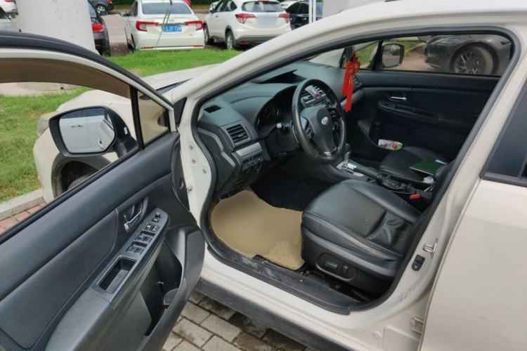 Used Subaru XV 2012 2.0i Elite Edition Driver Seat