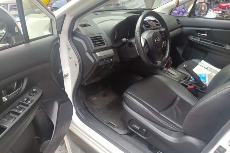 Used Subaru XV 2012 2.0i Elite Edition Driver Seat