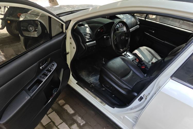 Used Subaru XV 2012 2.0i Luxury Edition Driver Seat