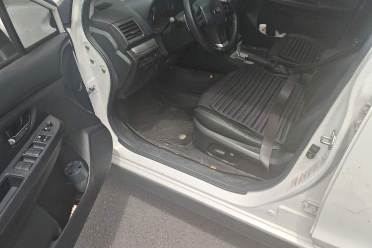Used Subaru XV 2012 2.0i Luxury Edition Driver Seat