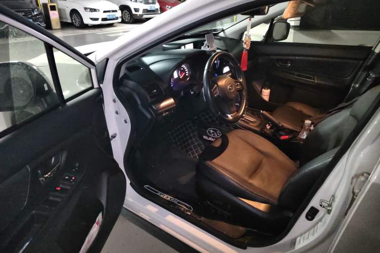 Used Subaru XV 2012 2.0i Luxury Edition Driver Seat