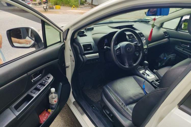 Used Subaru XV 2012 2.0i Luxury Edition Driver Seat