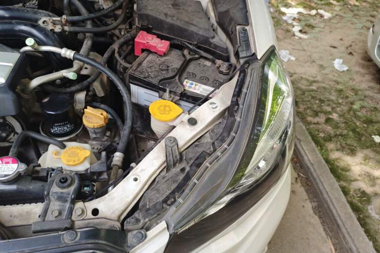 Used Subaru XV 2012 2.0i Luxury Edition Engine Bay Left