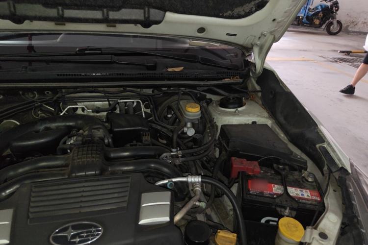 Used Subaru XV 2012 2.0i Luxury Edition Engine Bay Left