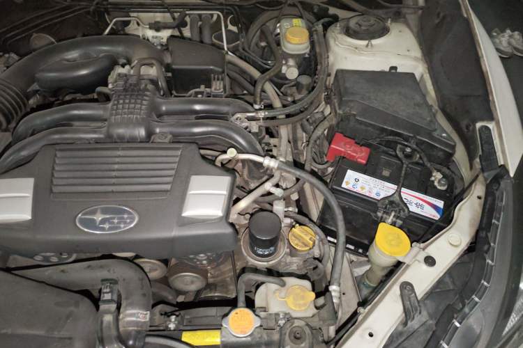 Used Subaru XV 2012 2.0i Luxury Edition Engine Bay Left