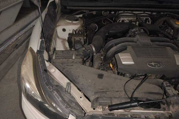 Used Subaru XV 2012 2.0i Luxury Edition Engine Bay Right