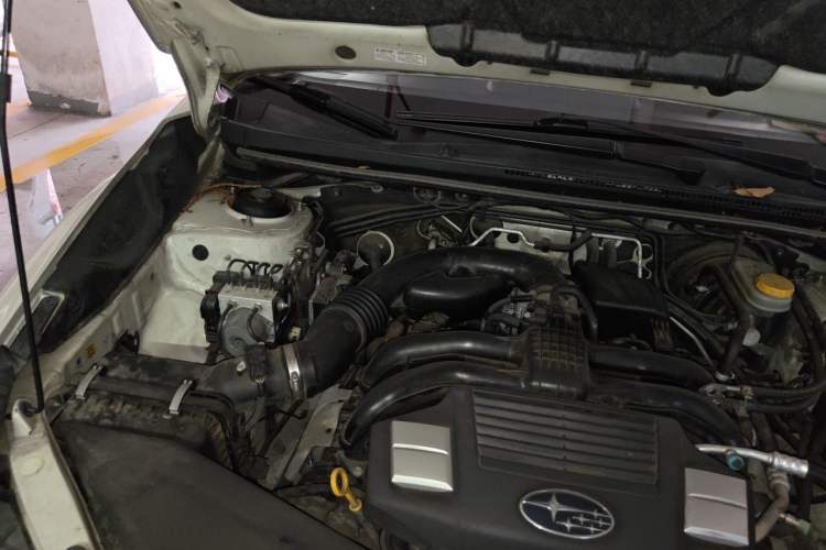 Used Subaru XV 2012 2.0i Luxury Edition Engine Bay Right