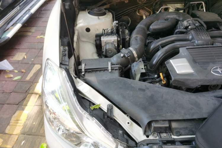 Used Subaru XV 2012 2.0i Elite Edition Engine Bay Right