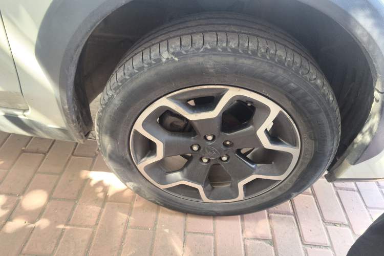 Used Subaru XV 2012 2.0i Luxury Edition Exterior 7