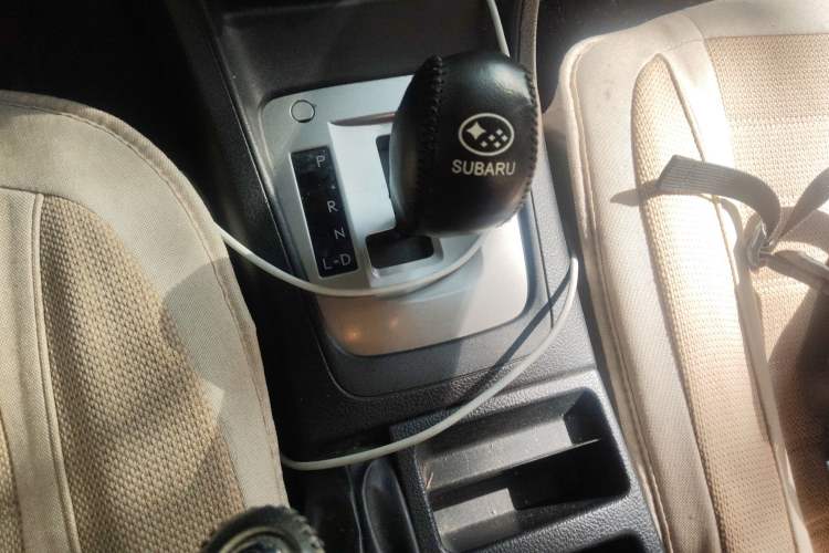 Used Subaru XV 2012 2.0i Comfort Edition Gear Lever