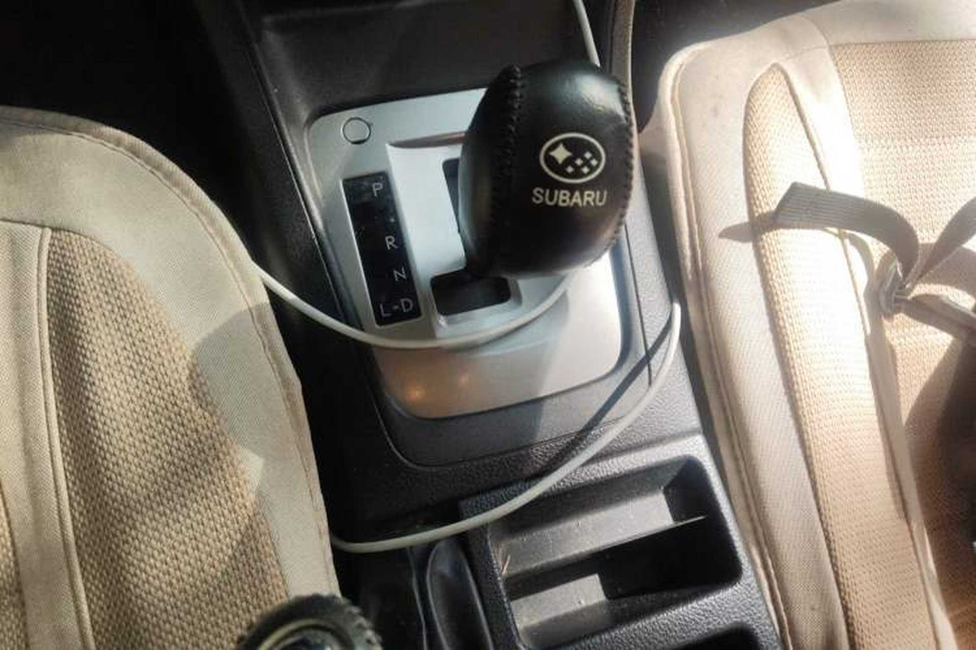 Used Subaru XV 2012 2.0i Comfort Edition Gear Lever