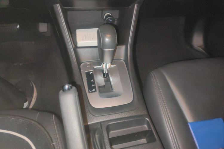 Used Subaru XV 2012 2.0i Comfort Edition Gear Lever