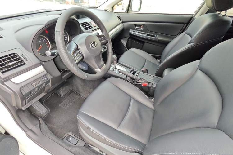 Used Subaru XV 2012 2.0i Elite Edition Interior 1