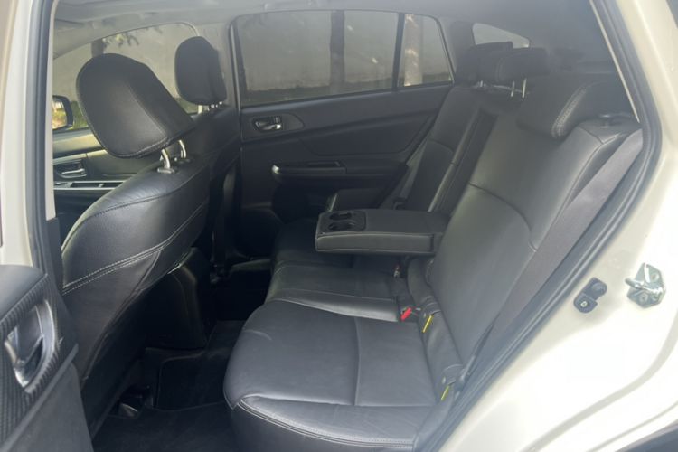 Used Subaru XV 2012 2.0i Luxury Edition Interior 1