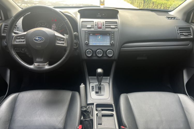 Used Subaru XV 2012 2.0i Luxury Edition Interior 3