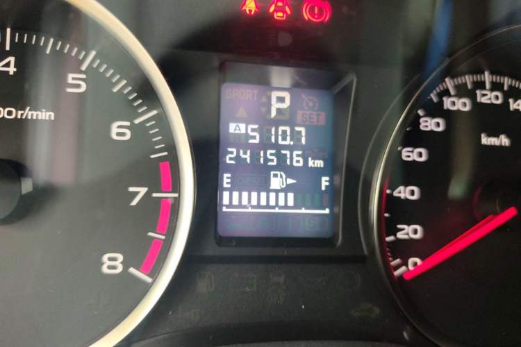 Used Subaru XV 2012 2.0i Elite Edition Odometer Close Up