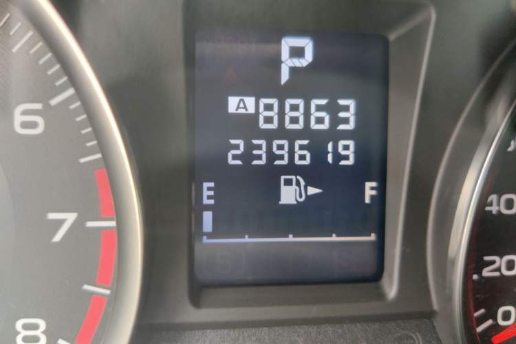 Used Subaru XV 2012 2.0i Elite Edition Odometer Close Up