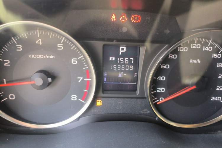 Used Subaru XV 2012 2.0i Comfort Edition Odometer Close Up