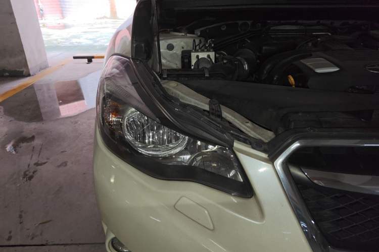 Used Subaru XV 2012 2.0i Luxury Edition Right Front Headlight