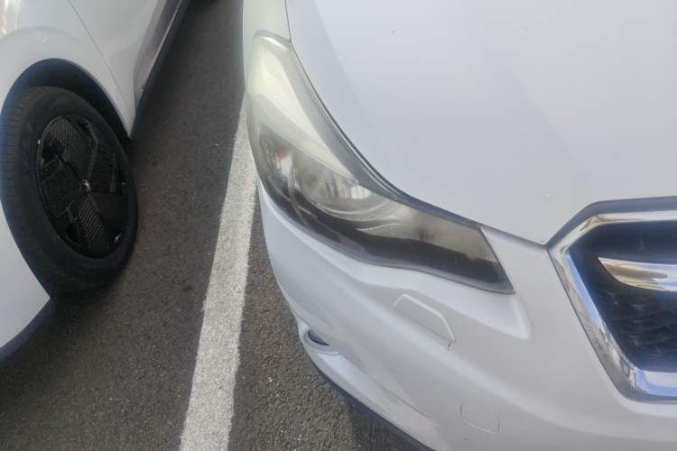 Used Subaru XV 2012 2.0i Luxury Edition Right Front Headlight