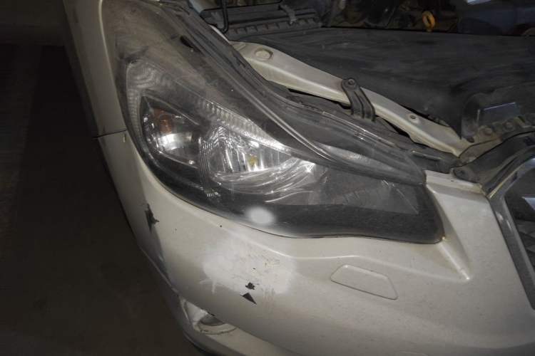 Used Subaru XV 2012 2.0i Luxury Edition Right Front Headlight