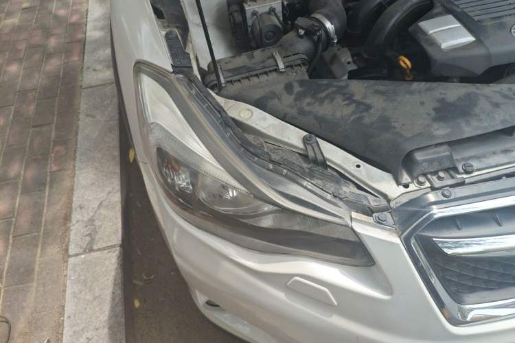Used Subaru XV 2012 2.0i Luxury Edition Right Front Headlight