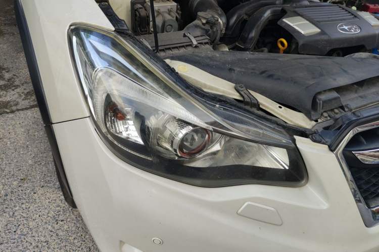 Used Subaru XV 2012 2.0i Luxury Edition Right Front Headlight