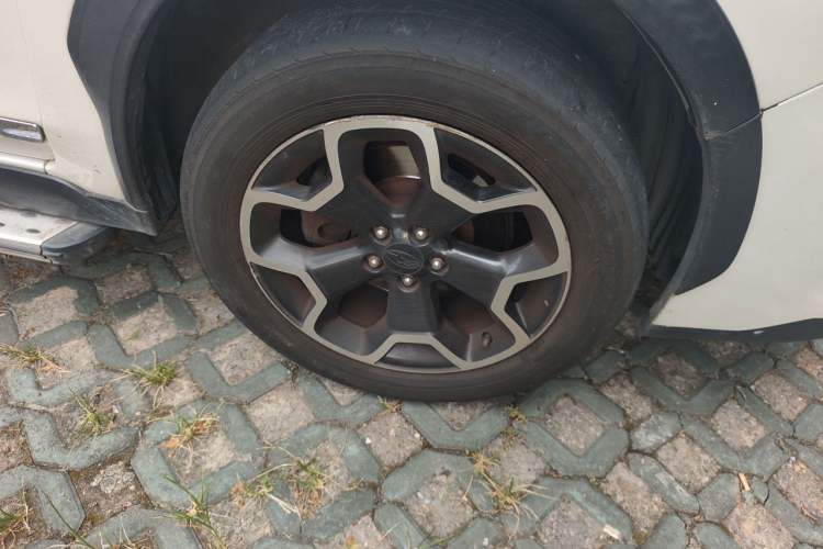 Used Subaru XV 2012 2.0i Elite Edition Right Front Wheel Hub