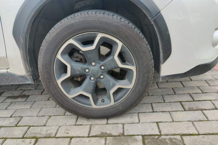 Used Subaru XV 2012 2.0i Elite Edition Right Front Wheel Hub