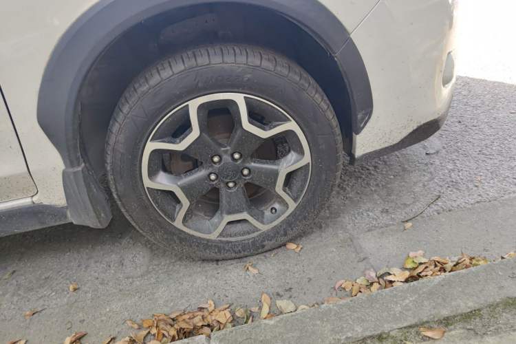 Used Subaru XV 2012 2.0i Elite Edition Right Front Wheel Hub