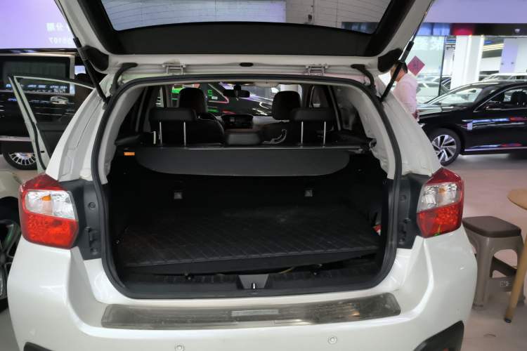 Used Subaru XV 2012 2.0i Elite Edition Trunk