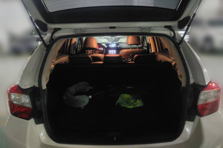 Used Subaru XV 2012 2.0i Comfort Edition Trunk