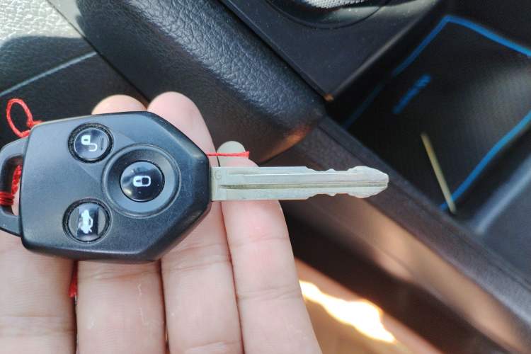 Used Subaru XV 2012 2.0i Comfort Edition Vehicle Key