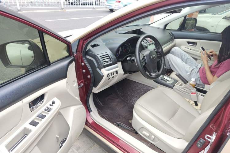Used Subaru XV 2012 2.0i Elite Edition Driver Seat
