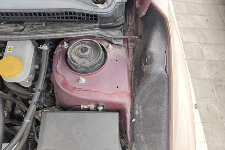 Used Subaru XV 2012 2.0i Elite Edition Engine Bay Left
