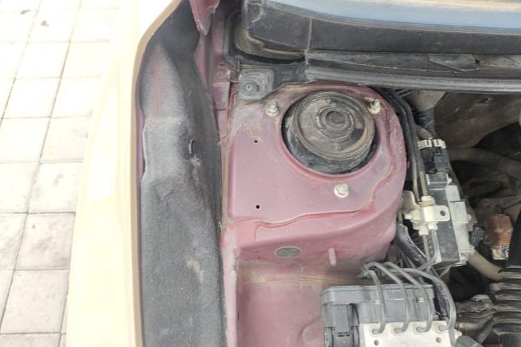 Used Subaru XV 2012 2.0i Elite Edition Engine Bay Right