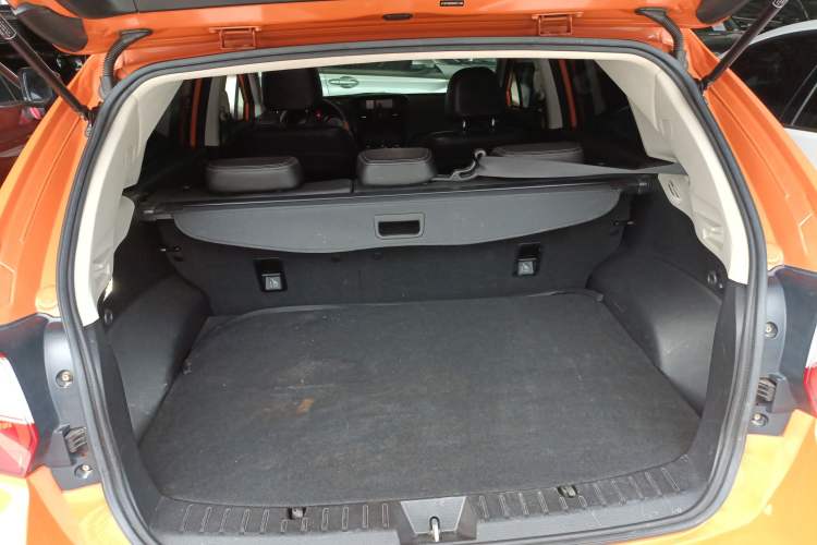 Used Subaru XV 2012 2.0i Luxury Edition Trunk